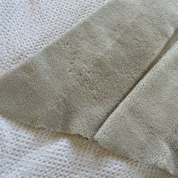 Maison Margiela Shearling and Suede Leg Warmers - Picture 5 of 5